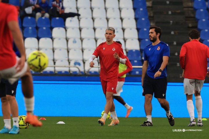 Minuto 1 | Posesión larga de los leoneses