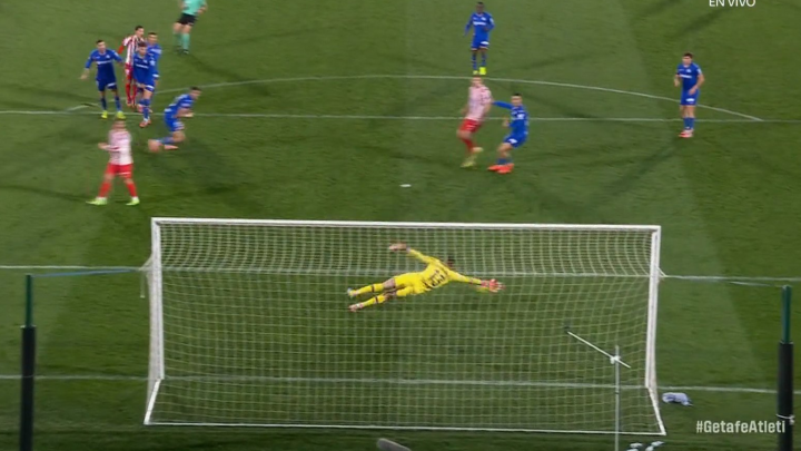 Raspadori roza el gol