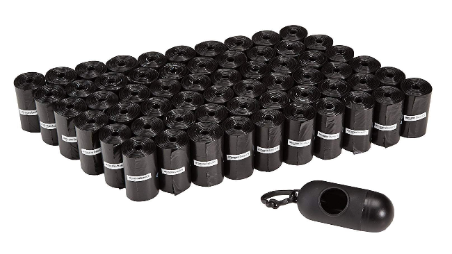 Bolsas de basura para perro Amazon Basics con un 40% de descuento