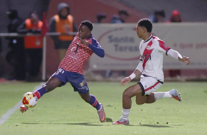 Minuto 117 | Se reanuda el juego