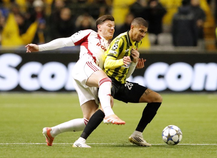 Minuto 30 | Se planta mucho mejor el Kairat...