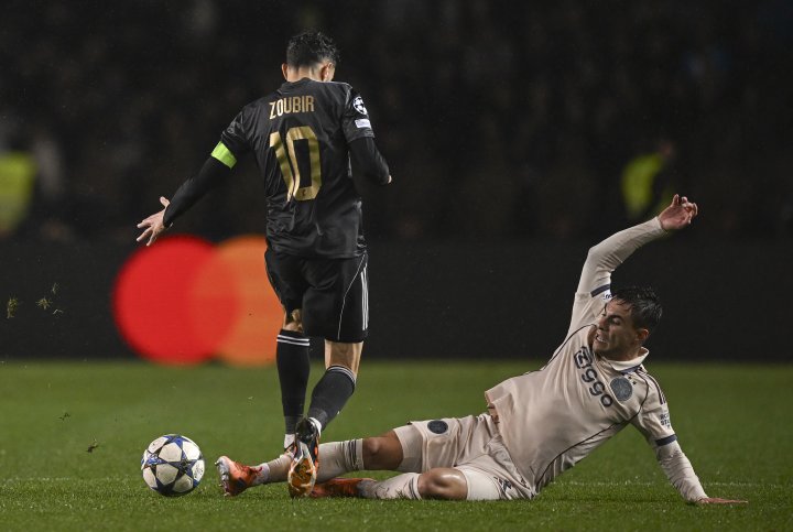 Minuto 51 | Cunde la locura ahora...