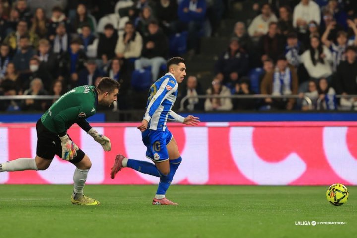 Minuto 48 | Sale a mandar el Depor