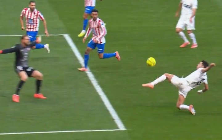 Hugo Duro, otra vez cerquísima del gol