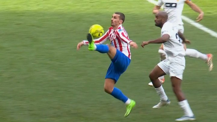 El control de Griezmann que le dio medio gol