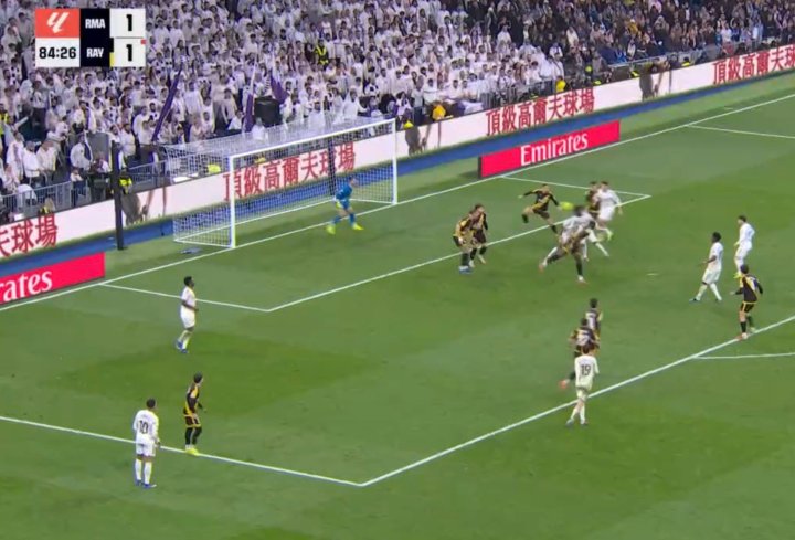 Así remató Camavinga