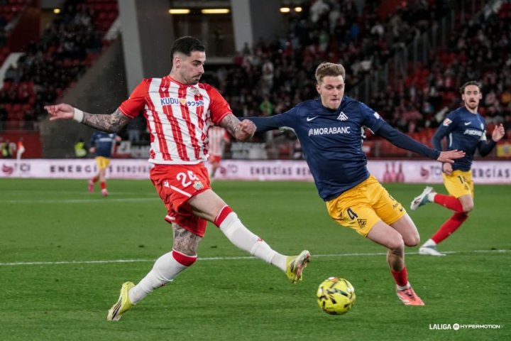 Minuto 30 | En efecto, se retira Gui Guedes