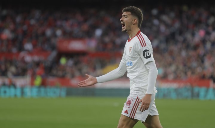 ¡OJO, QUE SE REVISA EL GOL! ¡PUEDE NO SUBIR AL MARCADOR!