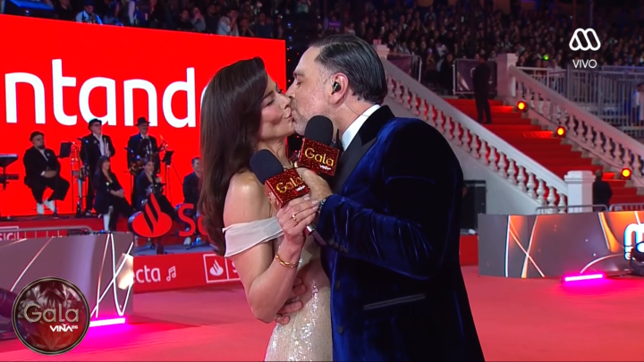 Beso Tonka y Neme