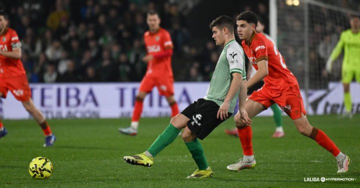 Minuto 87 | Se llevó la amarilla Florian Miguel