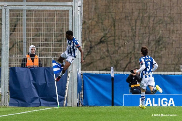 Minuto 9 | Locura total de inicio