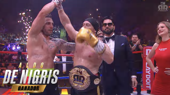 Aldo De Nigris gana el combate ante Nicola