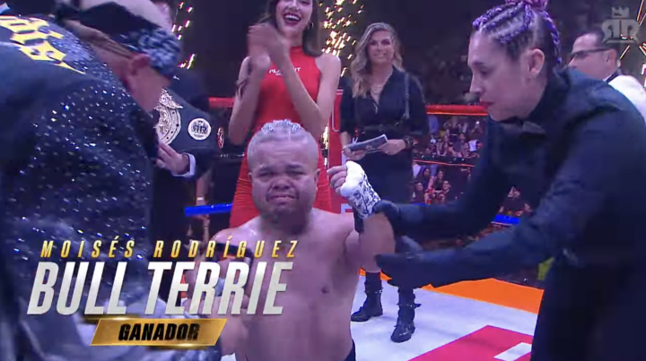 “Bull Terrie” se lleva el cinturón y le gana a El Abelito