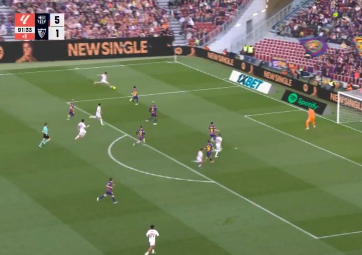 La imagen del gol del honor para el Sevilla