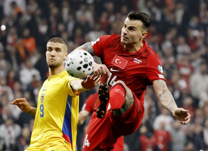 Minuto 77 | Córner para Rumanía