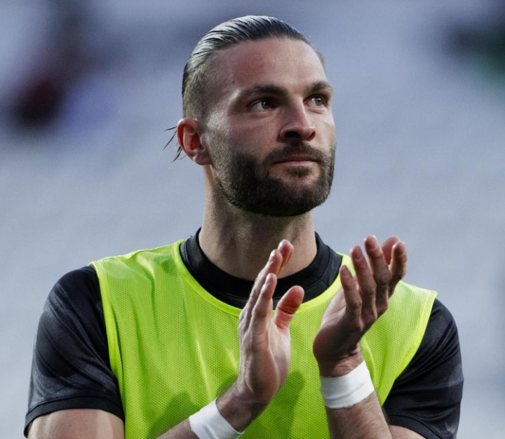 Minuto 5 | Le da calma el Elche...