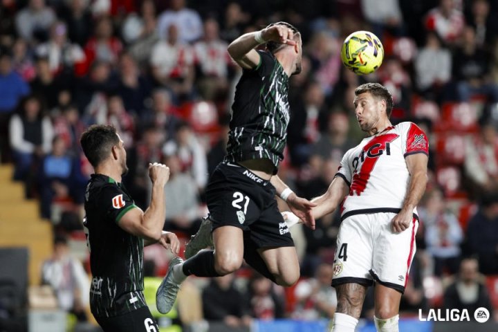 Minuto 30 | ¡UY BATALLA Y A CÓRNER DITUROOO!