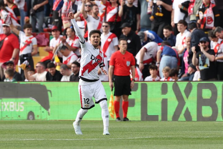 Minuto 27 | ¡FALTA GUAPA PARA EL AEK!