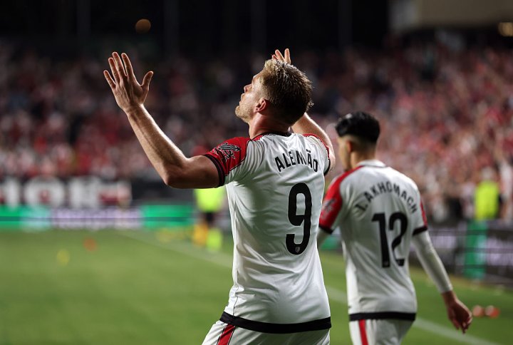 Alemao celebra su gol ante el Estrasburgo