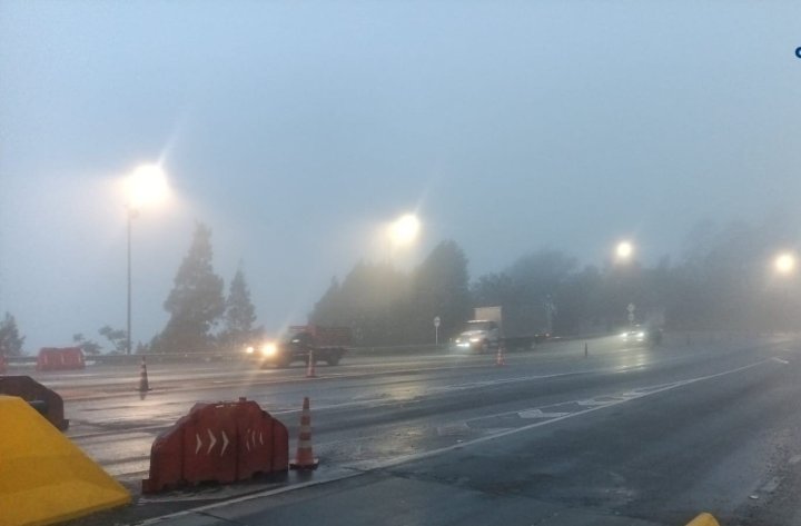 6:15 A.M. | Paso bidireccional K18+300 - K19+000. Reducción carril derecho K17+500 - K18+300 y k43+250